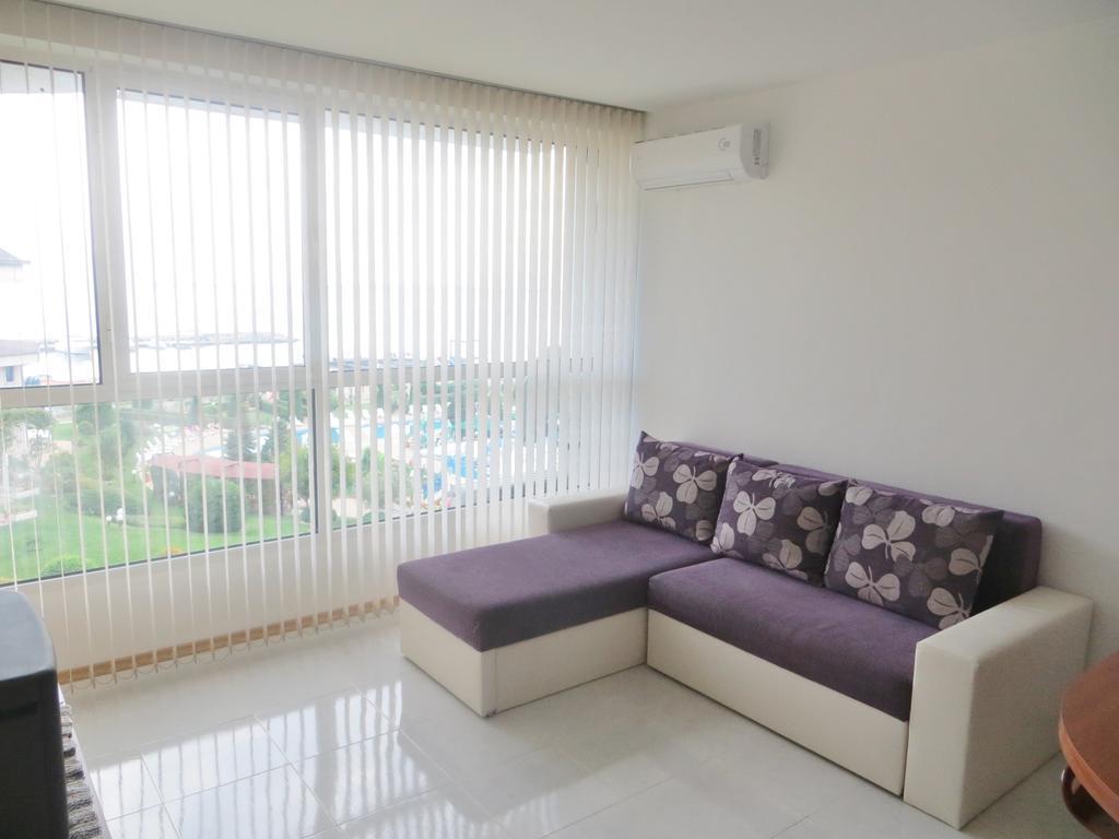 Holiday Apartment In Riviera Complex Sveti Vlas Cameră foto