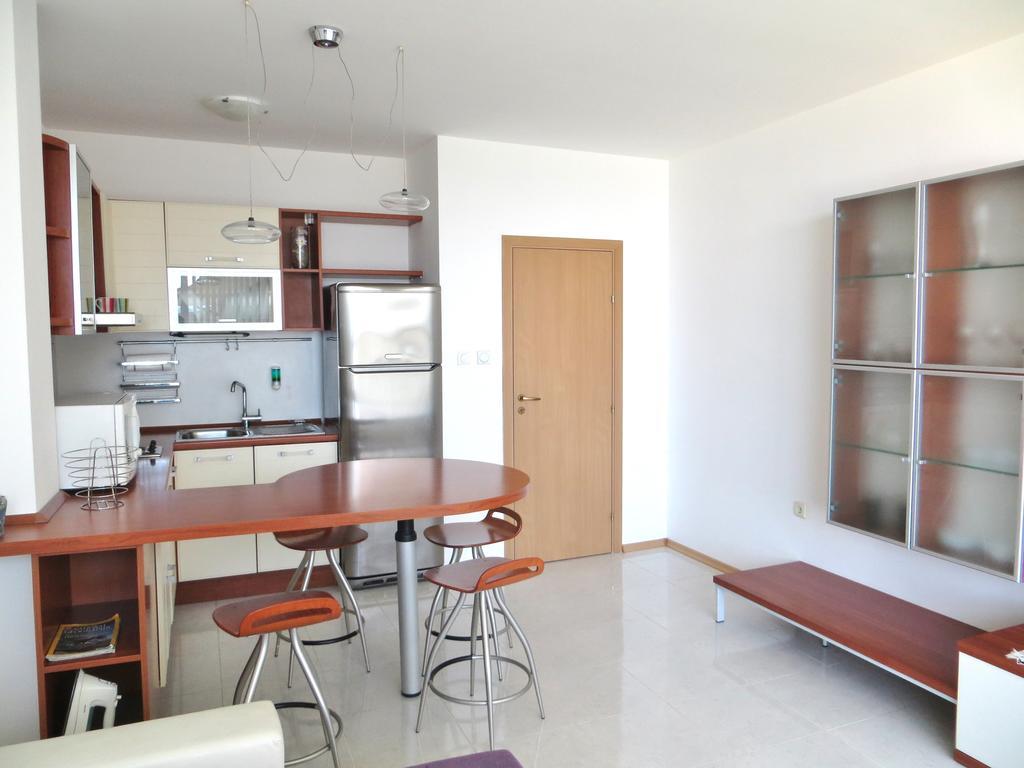 Holiday Apartment In Riviera Complex Sveti Vlas Cameră foto