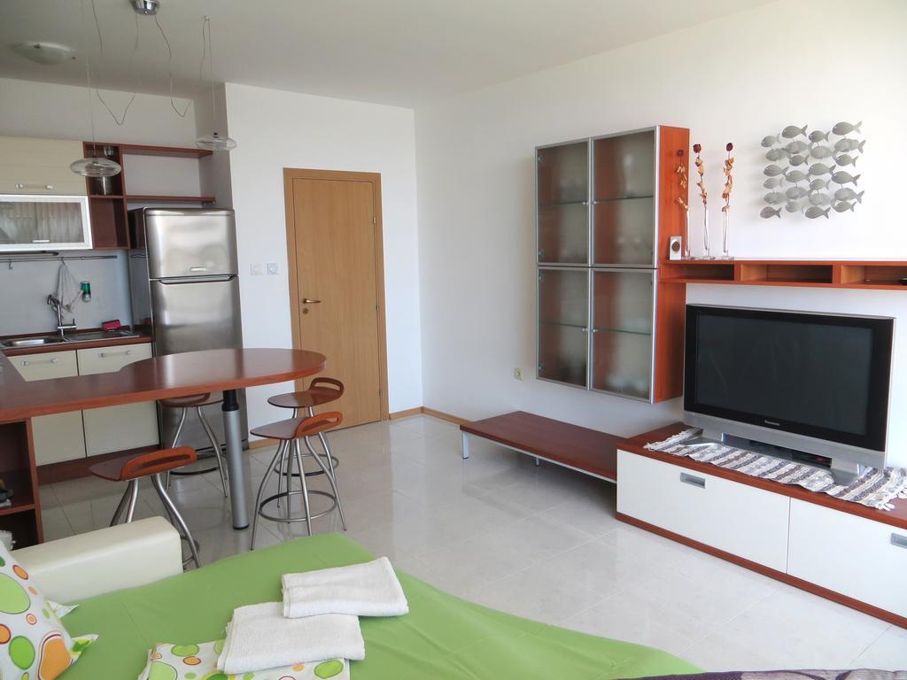 Holiday Apartment In Riviera Complex Sveti Vlas Cameră foto