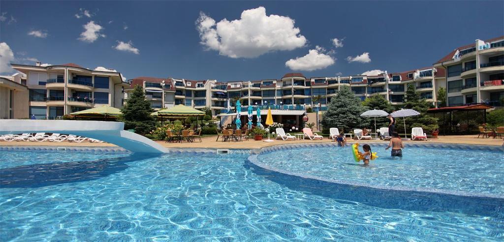 Holiday Apartment In Riviera Complex Sveti Vlas Exterior foto